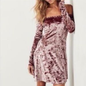 Womens Hollister Velvet Lavender Mauve Long Sleeve Off Shoulder Mini Dress SM
